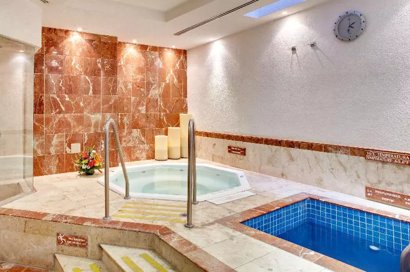 Otel Occidental Costa Cancun All Inclusive