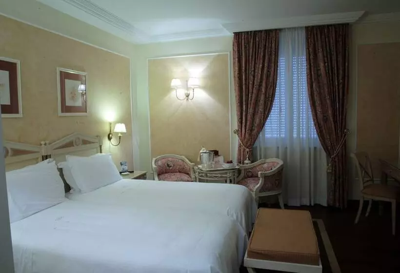 هتل Palazzo Alabardieri