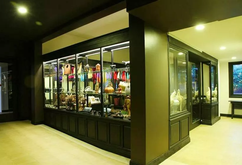 호텔 Royal Bay Inn Angkor Resort