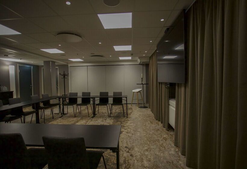 בית מלון כפרי Scandic Karlstad City