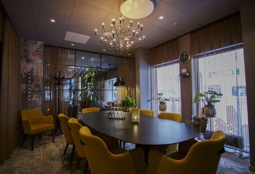 בית מלון כפרי Scandic Karlstad City