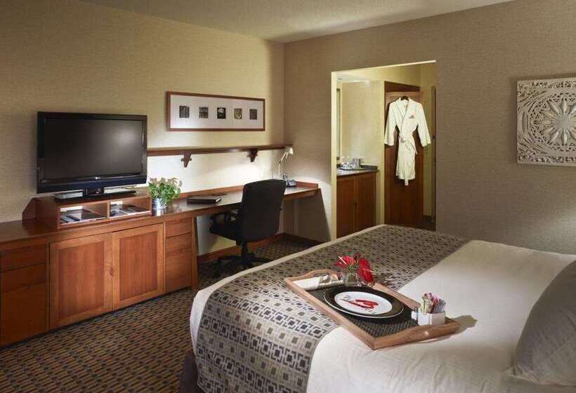 هتل The Blackwell Inn And Pfahl Conference Center