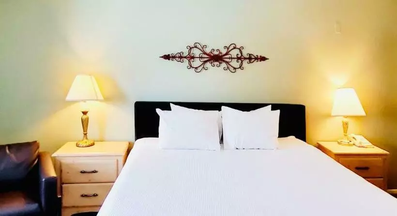 هتل Travelodge By Wyndham Big Bear Lake Ca