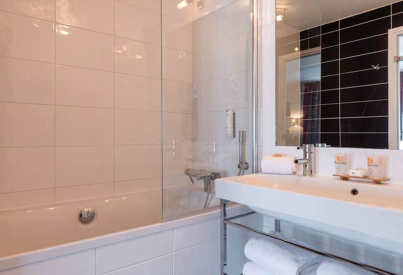 هتل The Originals Boutique, Hôtel Victoria, Fontainebleau