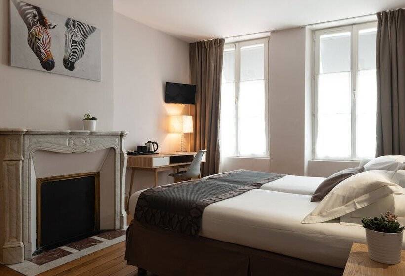 هتل The Originals Boutique, Hôtel Victoria, Fontainebleau