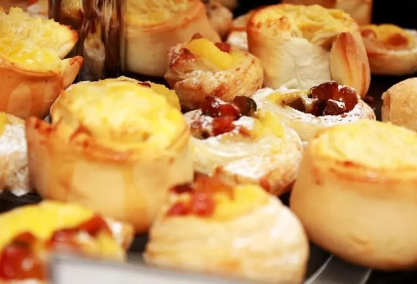 호텔 Victory Business