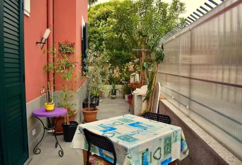 Aamiaismajoitus (B&B) Tra Il Borgo E Il Mare