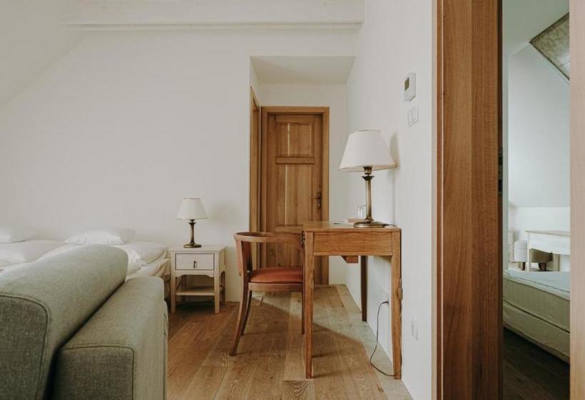 민박 Zsadányi Vendégház