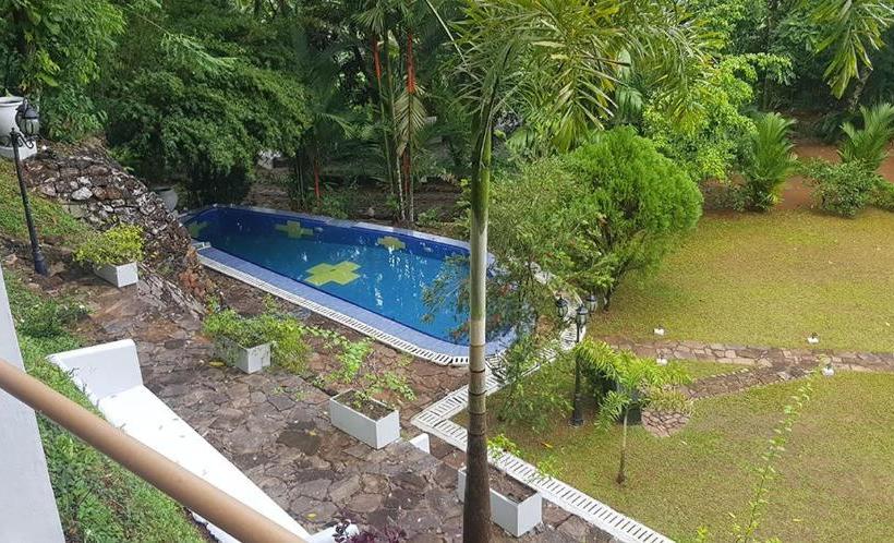 호텔 The Retreat Sri Lanka