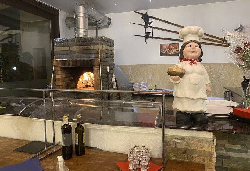 בית מלון כפרי Zur Trotte