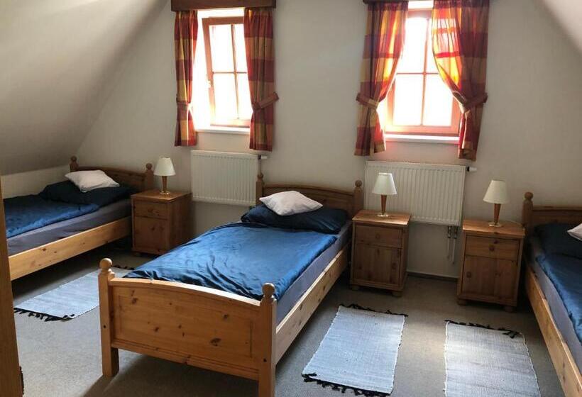 پانسیون Malá Svatá Hora   Penzion & Restaurace