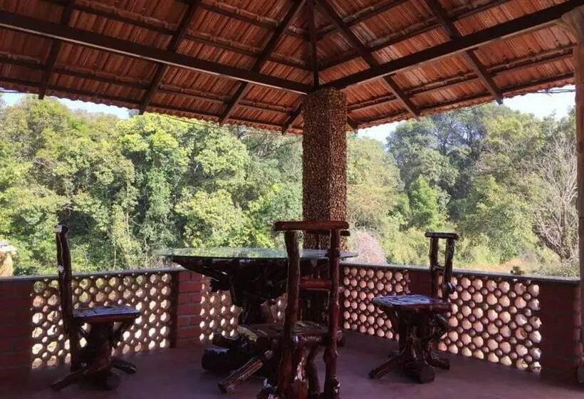 ペンション Vamoose Stream Edge Homestay