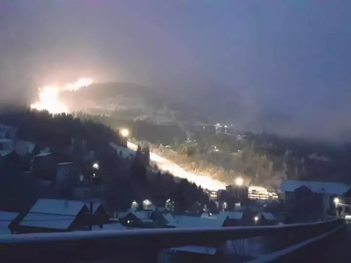 Pensiunea 3flori De Colț