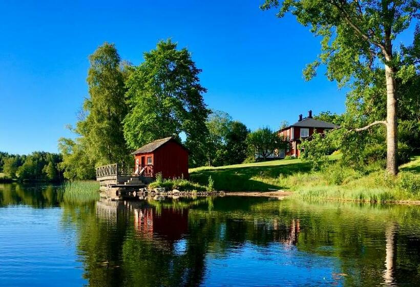 Sundets Gård   Bed & Breakfast