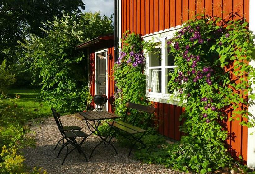 Sundets Gård   Bed & Breakfast