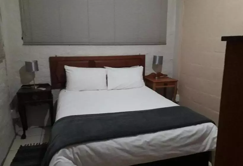 Aamiaismajoitus (B&B) Calvinia Guesthouse