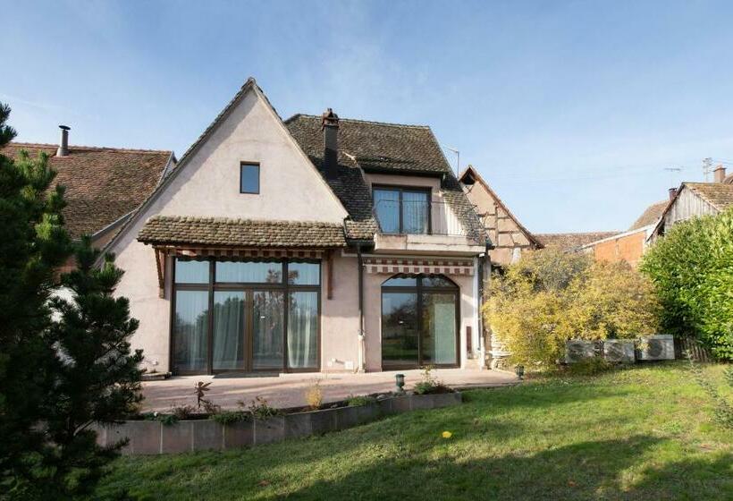 צימר La Tour Des Fées Spa