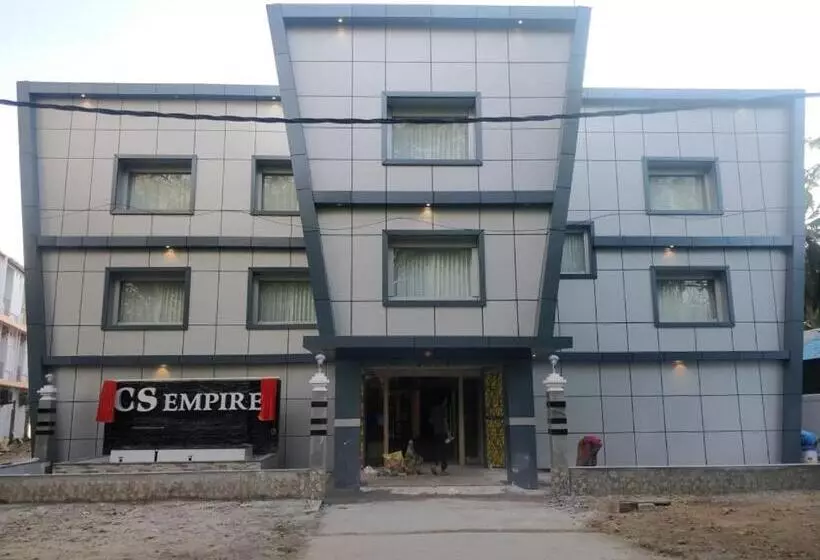 Hotelli Cs Empire