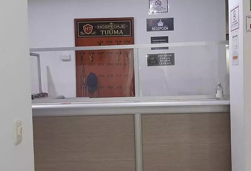 ホテル Hospedaje Tuuma