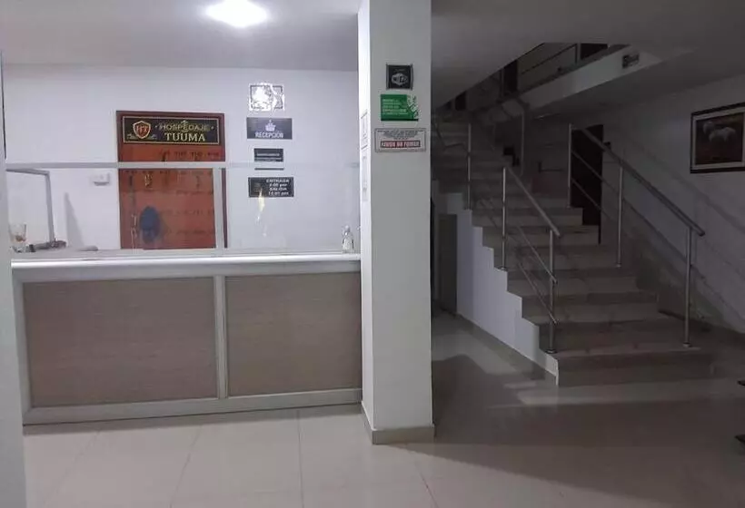 ホテル Hospedaje Tuuma