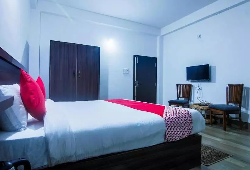 ホテル Oyo 35439  Shivaji Inn