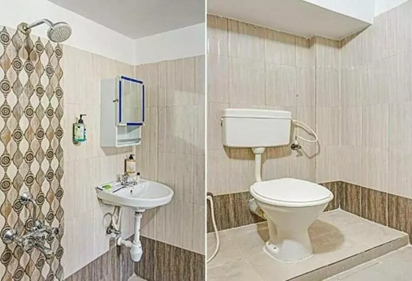 Hotelli Fabexpress Swara Residency