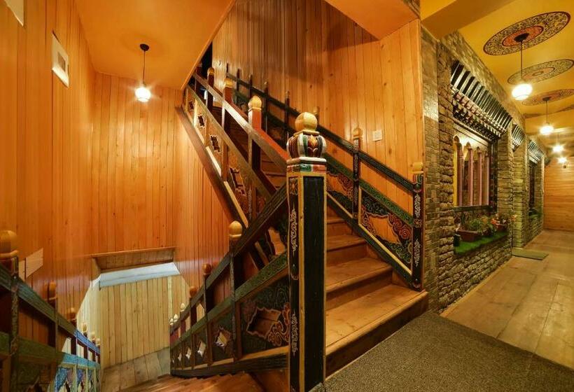 בית מלון כפרי Summit Panghen Metok