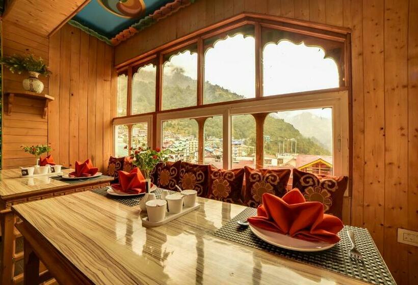 בית מלון כפרי Summit Panghen Metok