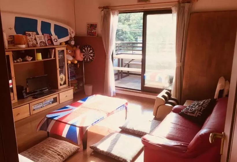 ペンション E.english Guest House
