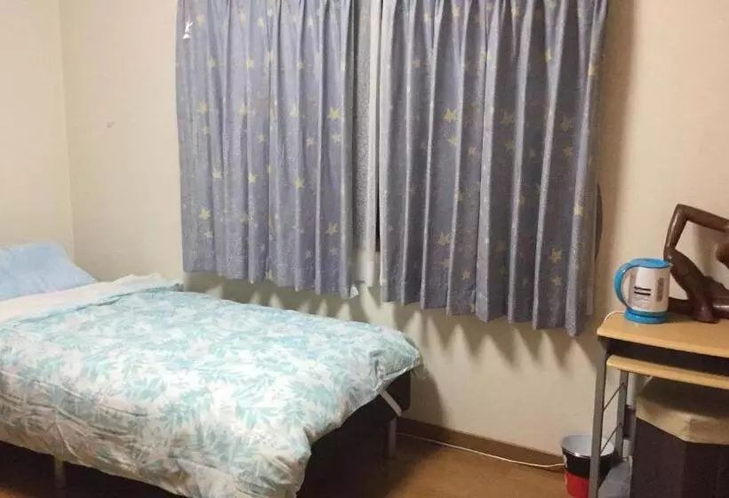ペンション E.english Guest House