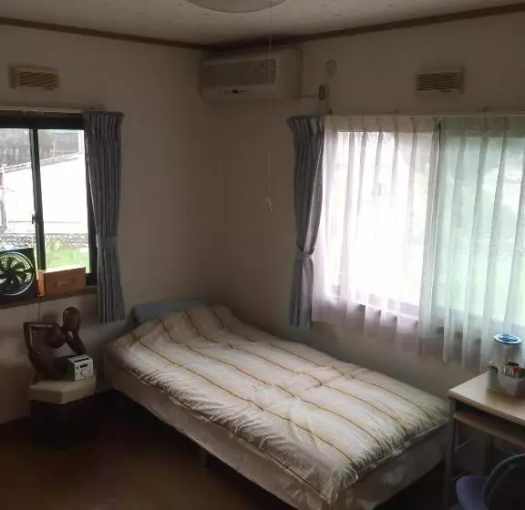 ペンション E.english Guest House