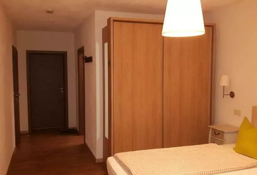 Majatalo Gästehaus Bräuscheuere