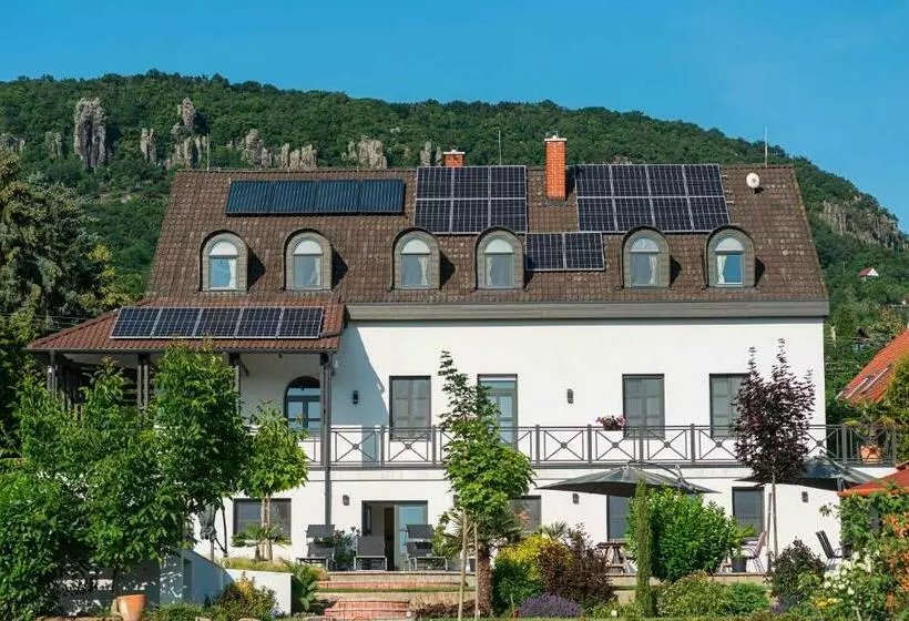 ペンション Katzer Villa