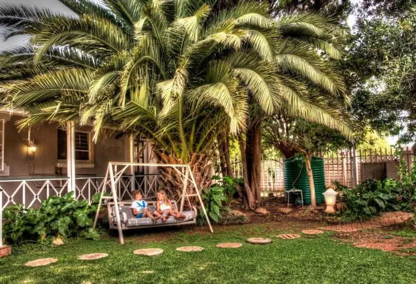 Majatalo Silver Swan Accommodation