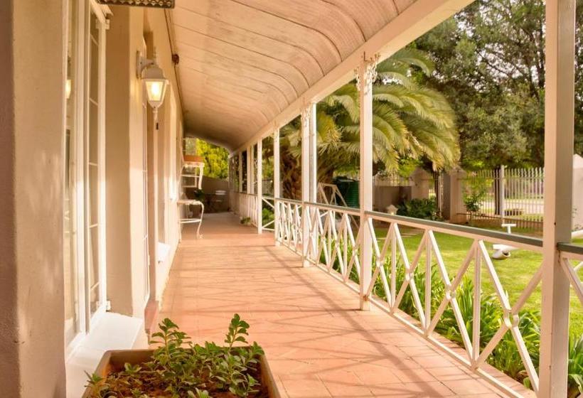 Majatalo Silver Swan Accommodation