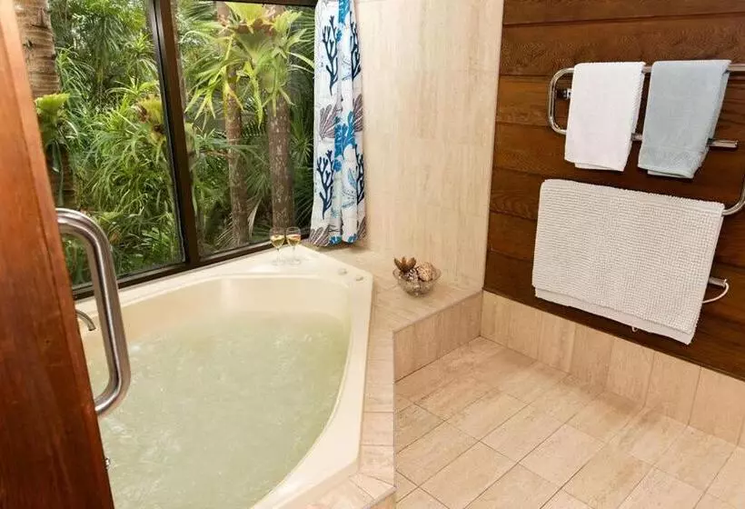 Aamiaismajoitus (B&B) Lake Russell Retreat