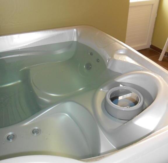 Bed and Breakfast Les Chambres D Eugénie