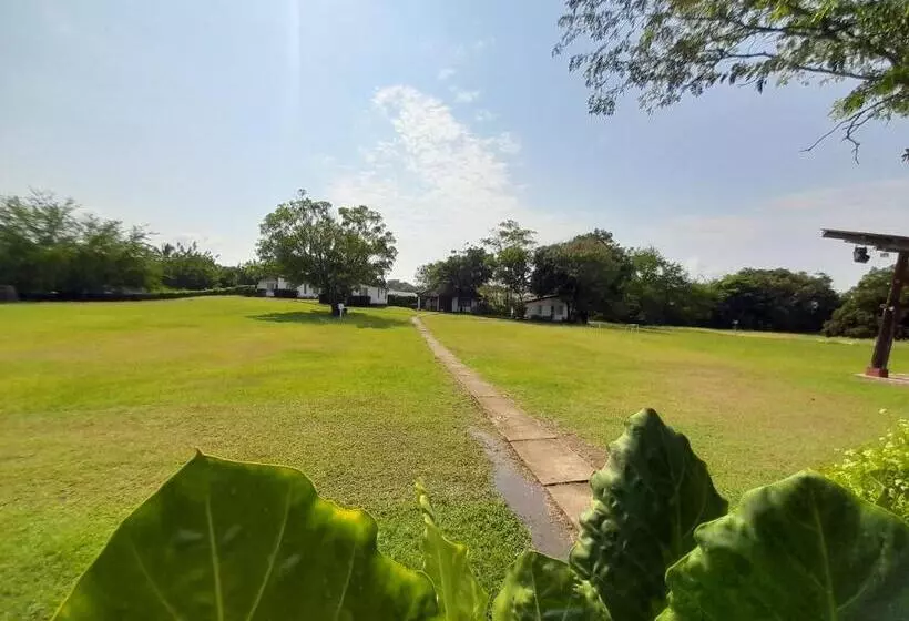 Hotel Campestre Cenvaturs