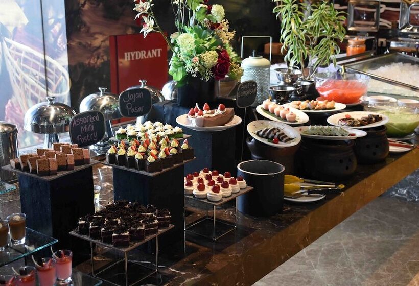 Luminor Hotel Airport Sidoarjo By Wh