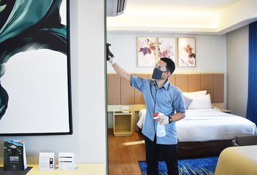 Luminor Hotel Airport Sidoarjo By Wh