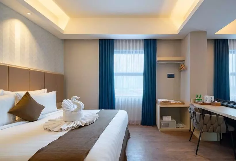 Luminor Hotel Airport Sidoarjo By Wh