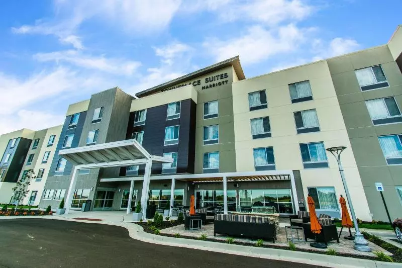 Hotelli Towneplace Suites By Marriott Evansville Newburgh