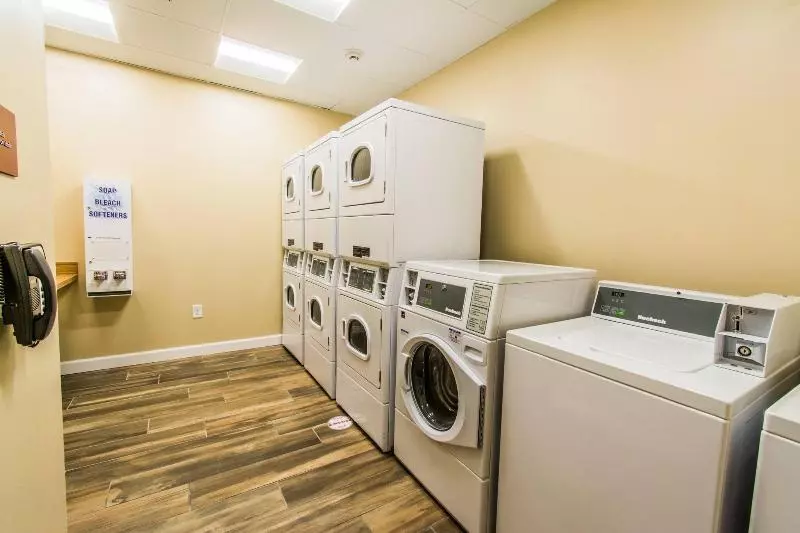 Hotelli Towneplace Suites By Marriott Evansville Newburgh