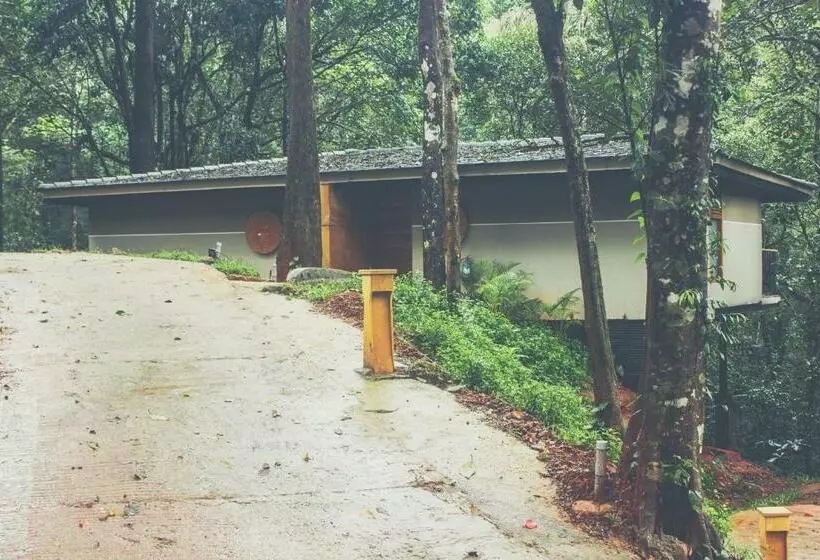 ホテル Welcomheritage Ayatana, Coorg