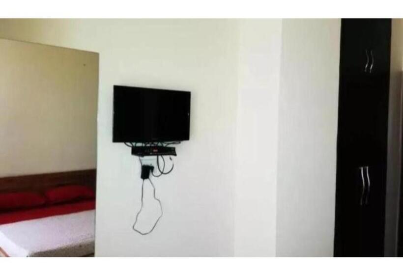 בית מלון כפרי Wonderful Stay At The Mall Road