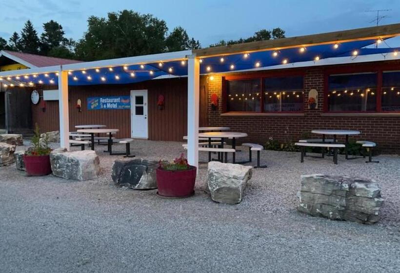 Huron Sands Motel And Restaurant