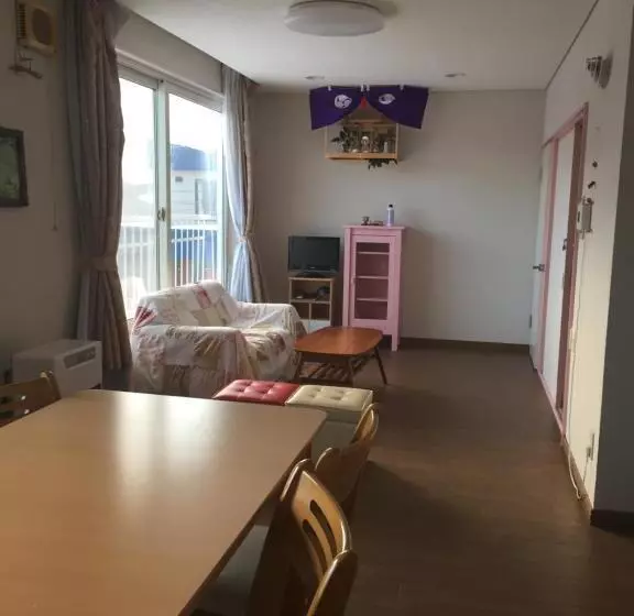 Majatalo Cozy Penguin House Bibai