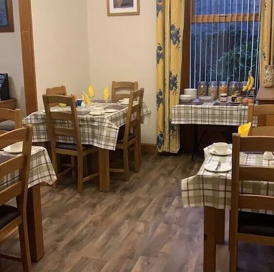 Pension Dunclutha Guest House