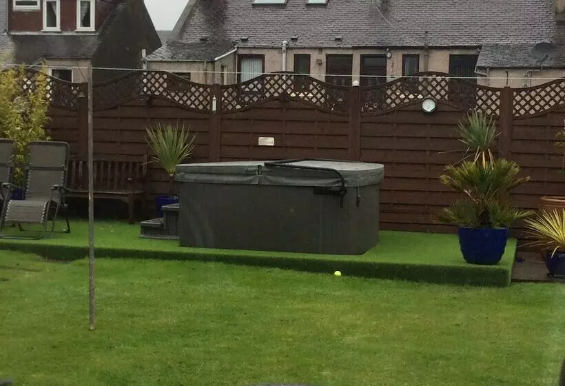 Pension Dunclutha Guest House