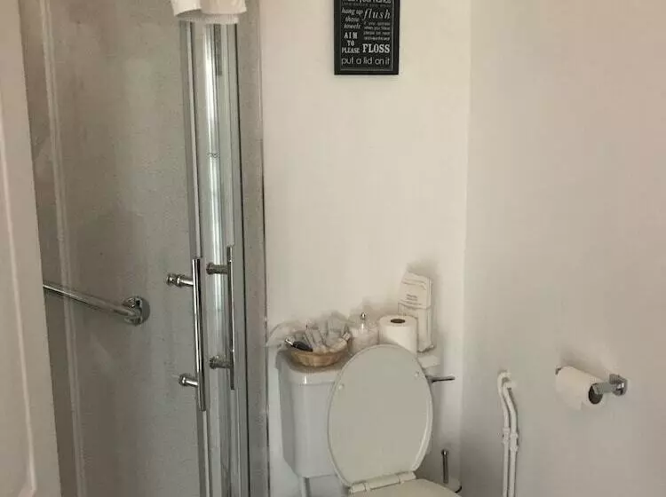 Pension Dunclutha Guest House